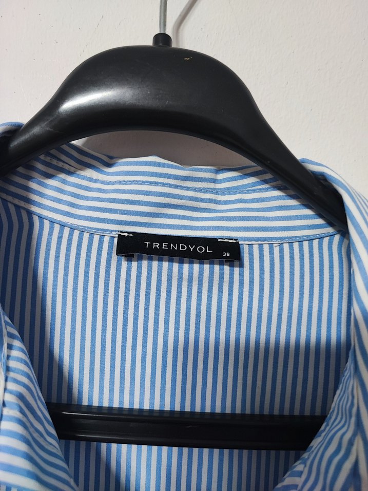 Mavi Çizgili Kadın  Gömlek - Görsel 2