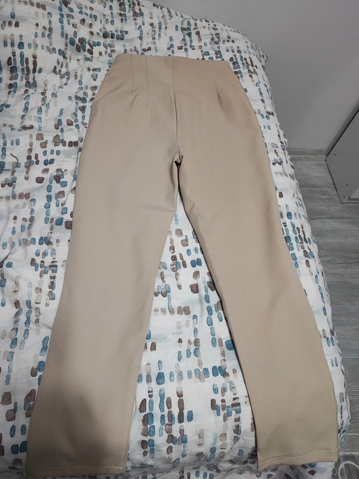 Kadın Bej Kemerli Kumaş Pantolon - Görsel 4