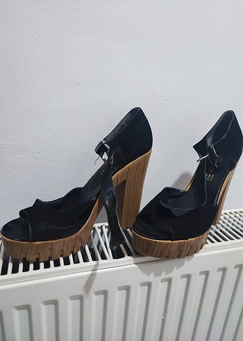 Siyah Platform Topuklu Kadın Ayakkabı - Görsel 2