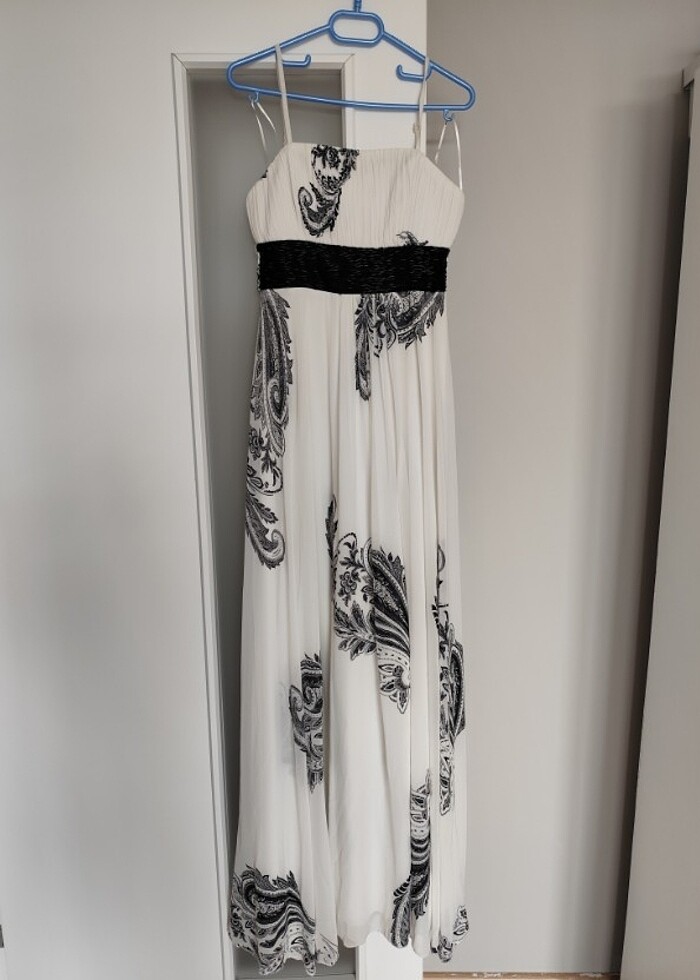 Beyaz askılı elbise - Görsel 2