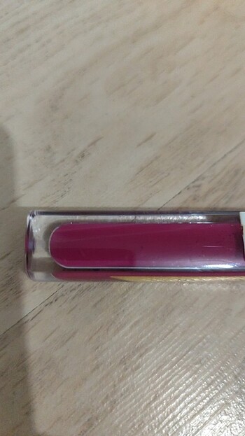 Beden pembe Renk Max factor honey lacquer (blooming berry)