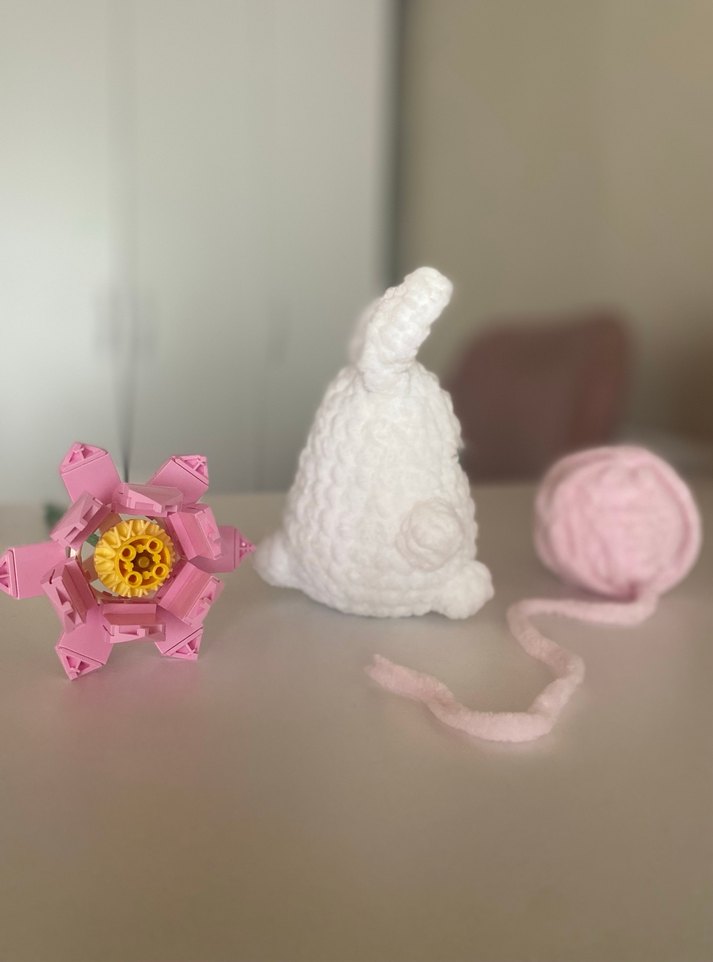 Amigurumi Beyaz Peluş Tavşan Oyuncak - Görsel 2