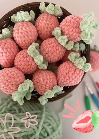 Çilek Çanta Charmı - Görsel 2