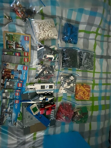 Lego setleri ve parçaları
