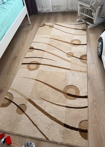 Bej Soyut Desenli Çağdaş Halı