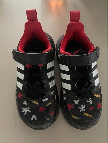 Adidas spor ayakkabı
