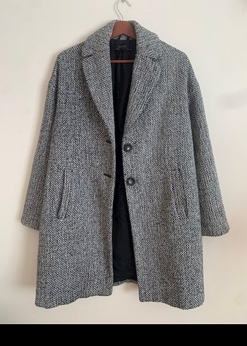 Düğmeli gri kadın kaban - Görsel 2