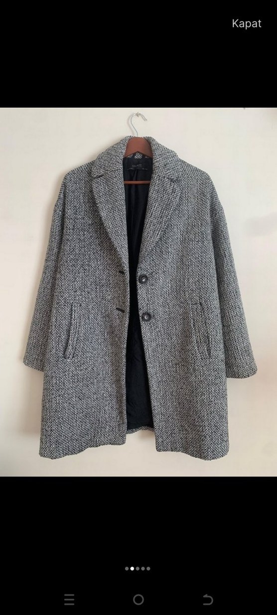 Düğmeli gri kadın kaban - Görsel 2