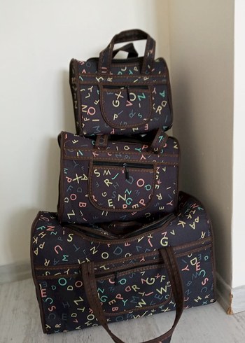 Çok Renkli Yazılı Seyahat Çantası Seti - Görsel 6