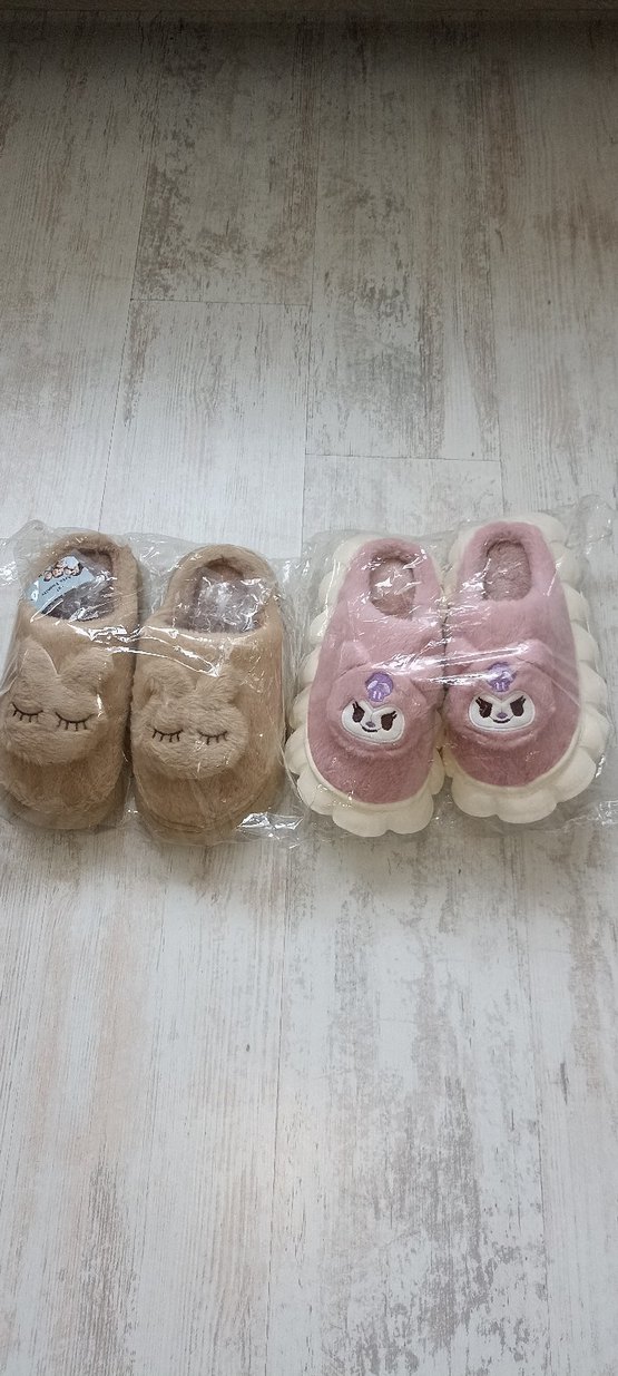 Kadın Bej ve Pembe Peluş Ev Terlikleri - Görsel 2