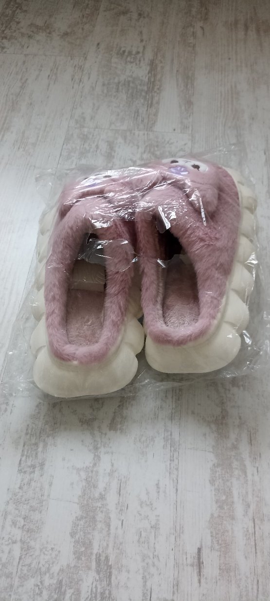 Kızlar için Pembe Pufflu Sıcak Ev Terliği - Görsel 2