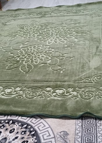 Yeşil Çiçek Desenli Battaniye - Görsel 5