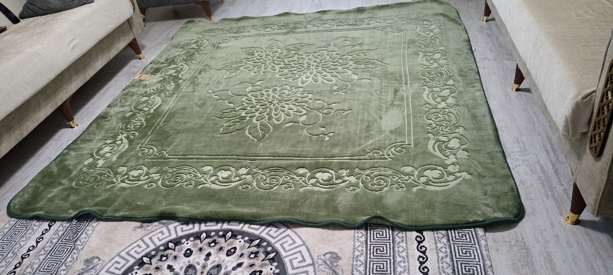 Yeşil Çiçek Desenli Battaniye - Görsel 5