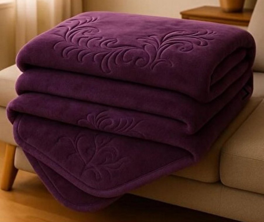 Renkli Desenli Yumuşak Battaniye - Görsel 3