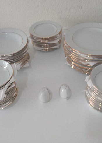 Beyaz Altın Kenarlı Yemek Takımı - Görsel 2