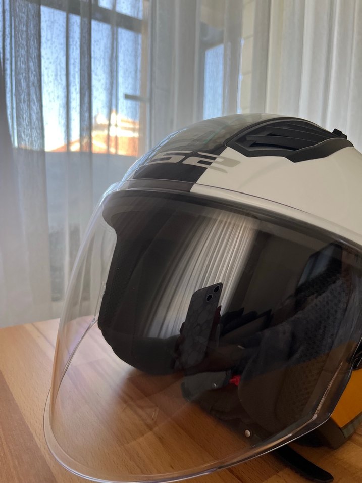 LS2 Airflow M beden motosiklet kaskı - Görsel 4