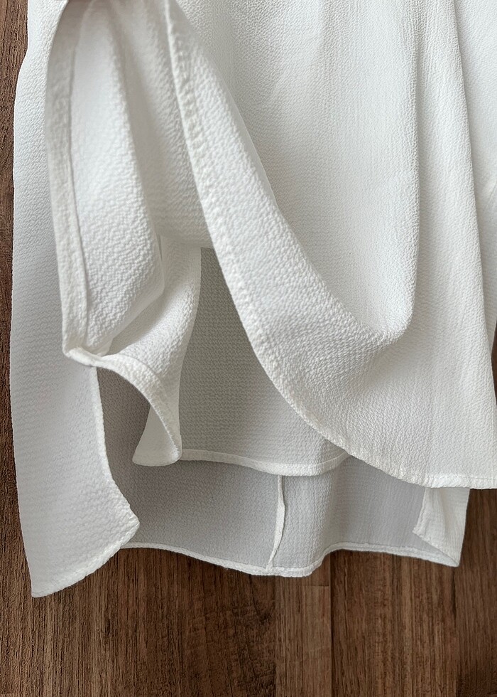 V Yaka Şık Askılı Bluz - Görsel 2