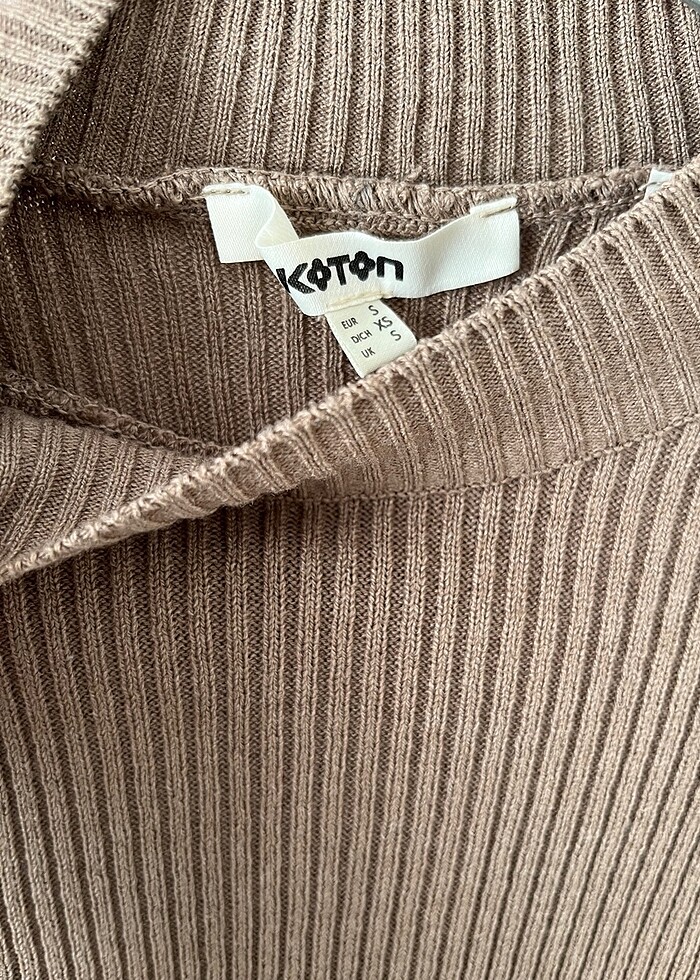 Kahverengi Kısa Kollu Bluz - Görsel 2