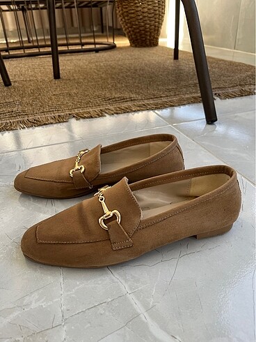 Kahverengi süet loafer