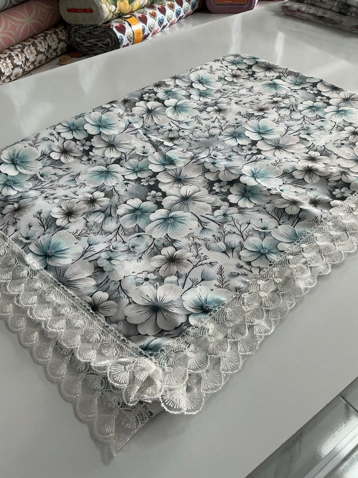 Bohem Gri Çiçek Desenli Masa Örtüsü - Görsel 2