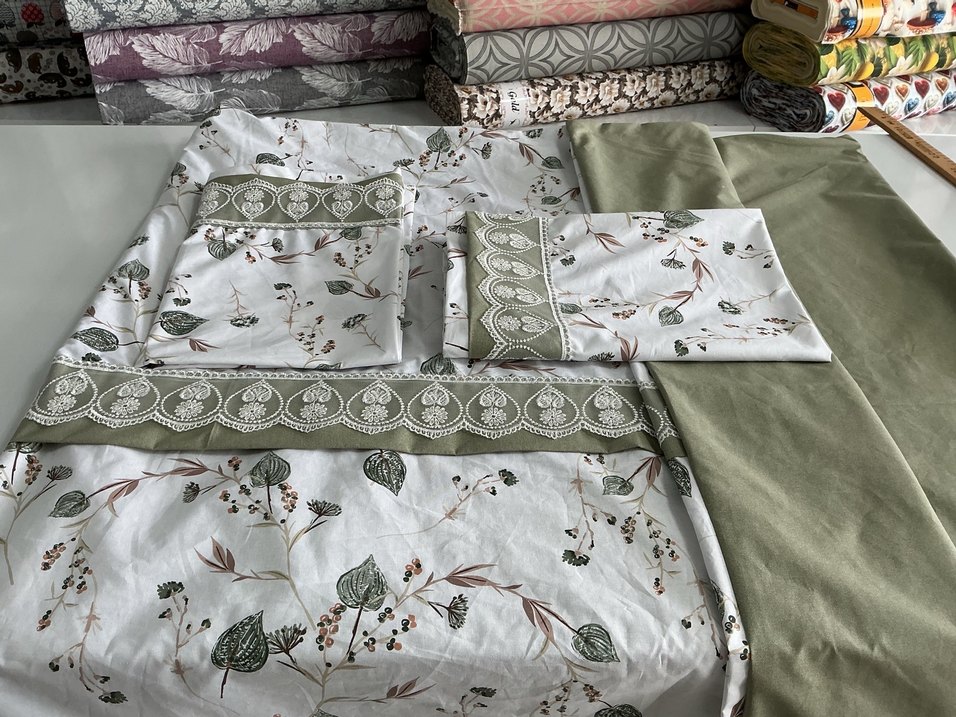 İşlemeli Beyaz ve haki Nevresim Takımı - Görsel 3