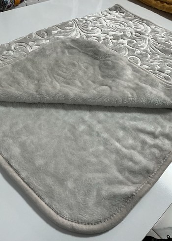 Nakışlı Gri bebek battaniyesi - Görsel 3