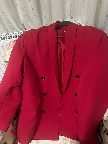 Kırmızı blazer ceket
