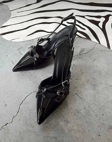39 Beden siyah Renk Female Siyah Rugan Stiletto