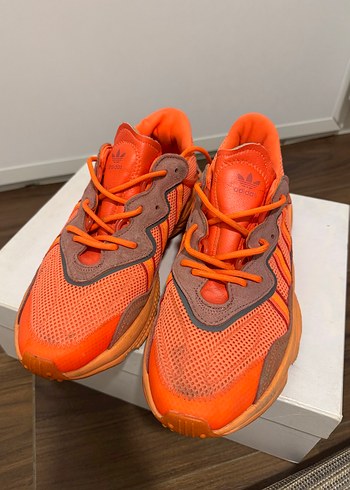 44 Beden Adidas ozweego