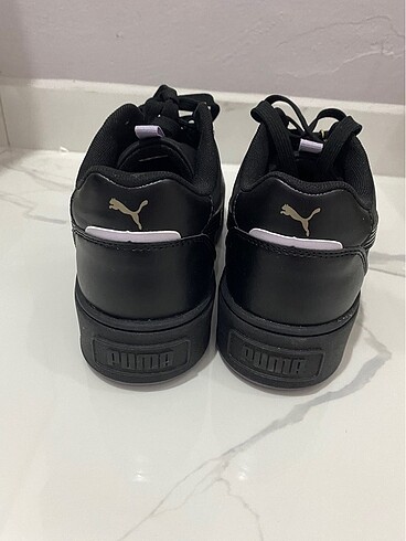 39,5 Beden siyah Renk puma spor ayakkabı