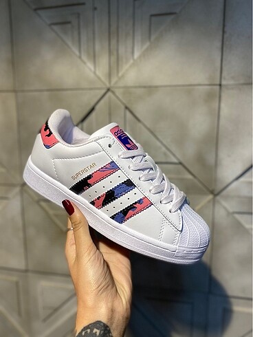 37 Beden Adidas superstar