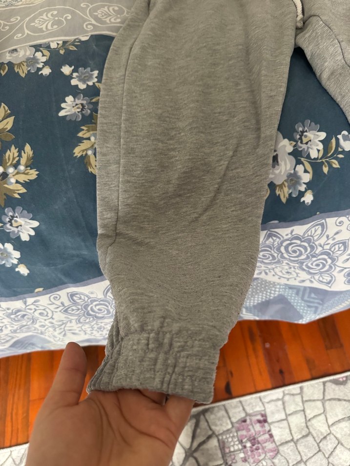 Gri Kadın Pamuklu Rahat Kesim Eşofman - Görsel 3