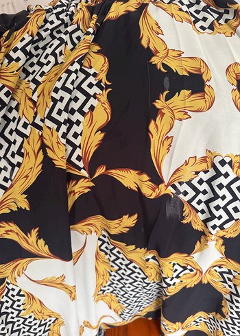 Zincir Detaylı Uzun Desenli Kadın Elbise - Görsel 5