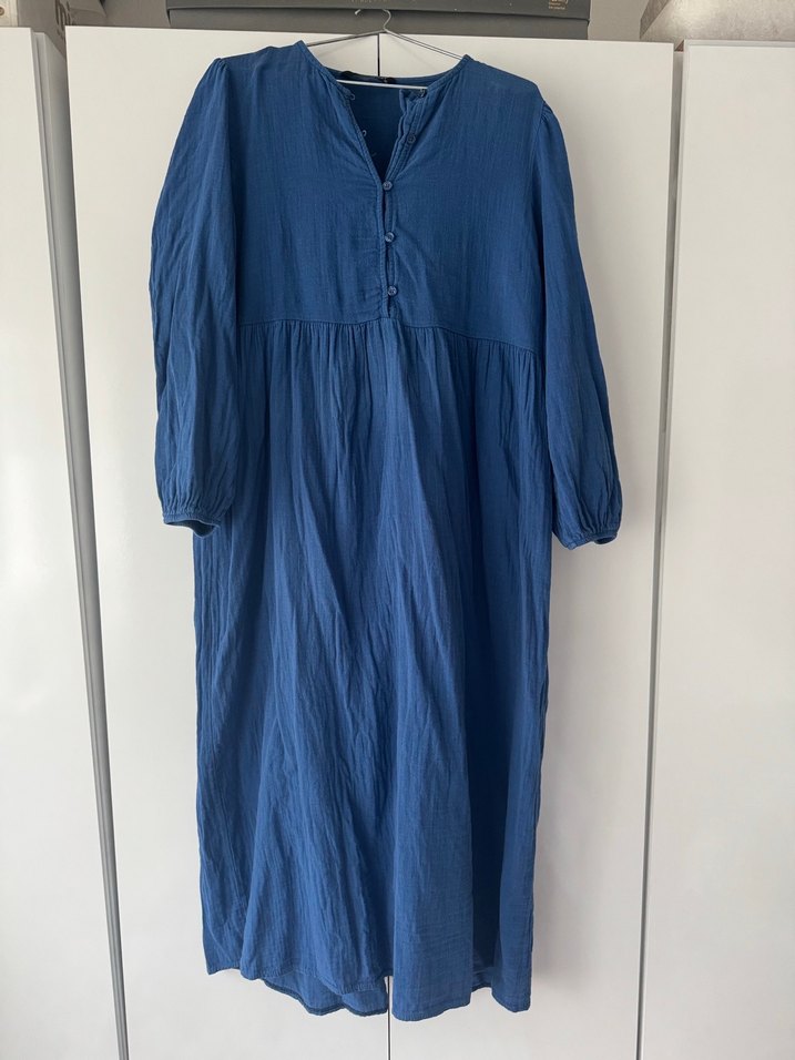 Düğmeli Mavi Keten elbise - Görsel 3