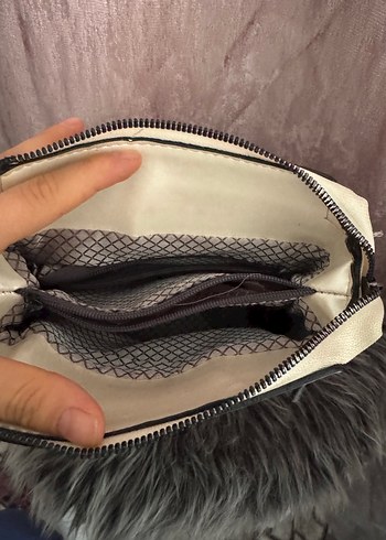 Gri Tokalı Beyaz Deri Kadın Çanta - Görsel 5