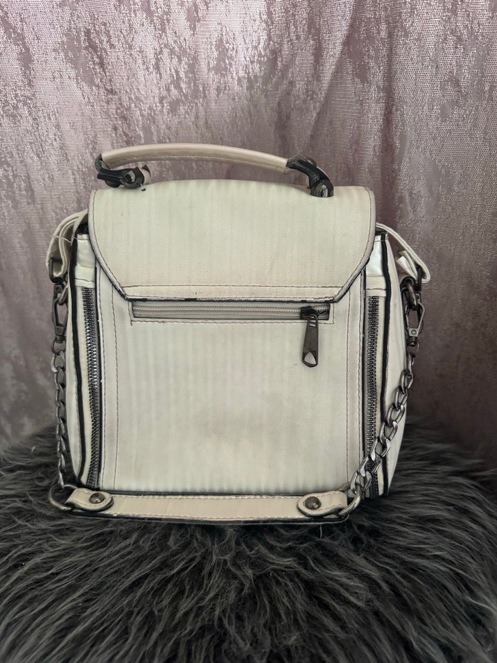 Gri Tokalı Beyaz Deri Kadın Çanta - Görsel 3