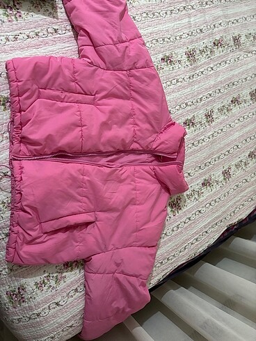 H&M H&M pembe sisme mont