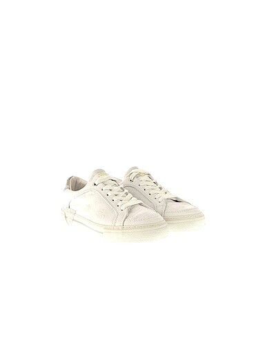 Guess Guess Spor Ayakkabı %70 İndirimli.