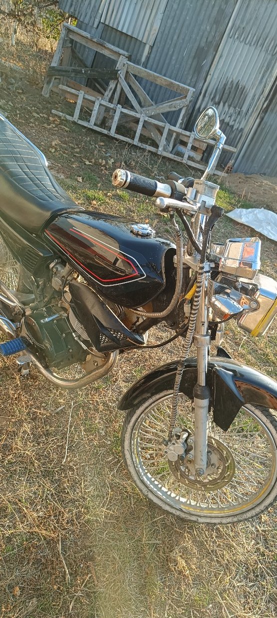 Mondial motosiklet 125 - Görsel 4