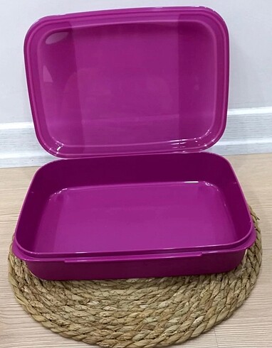 Tupperware Tupperware F20