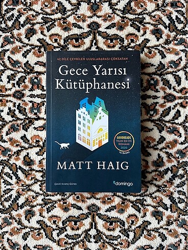 gece yarısı kütüphanesi