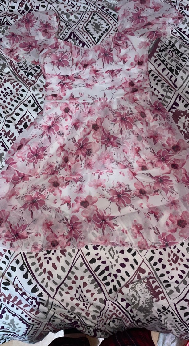 Pembe Çiçek Desenli Dantel Detaylı Uzun Elbise - Görsel 4