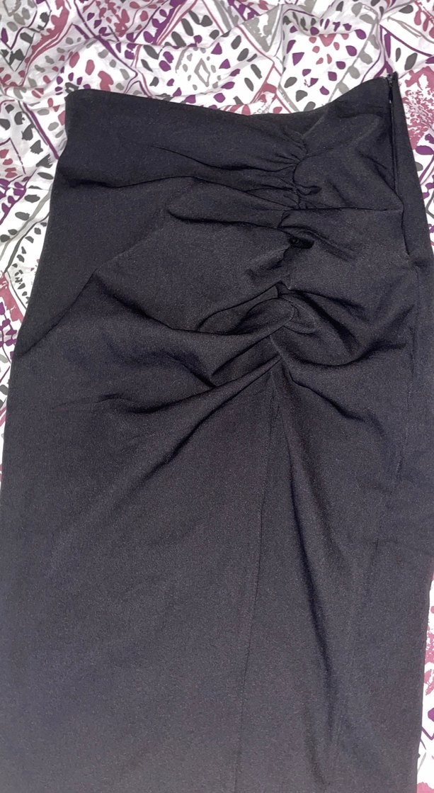 Siyah Drapeli Uzun Etek - Görsel 2