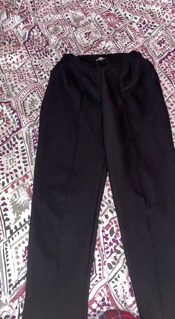 Siyah Kadın Midi Kumaş Pantolon - Görsel 2