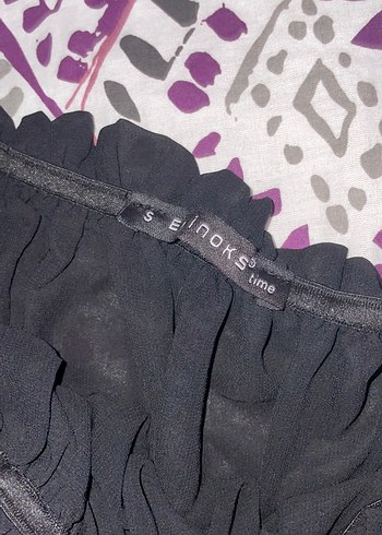 Uzun Kollu Siyah Mini Fırfırlı Bluz - Görsel 3