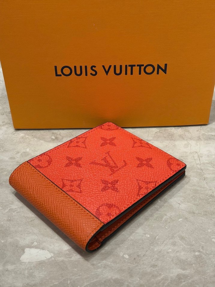 Louis Vuitton  Erkek Cüzdanı orjinal - Görsel 2