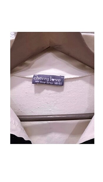 11-12 Yaş Beden Cherry Love marka eşofman takımı