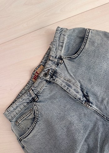 Açık Mavi Rahat Kesim Kadın Kot Pantolon - Görsel 5