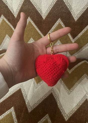 Kırmızı Örgü Kalp Anahtarlık - Görsel 2