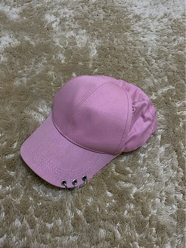 Pembe yazlık şapka